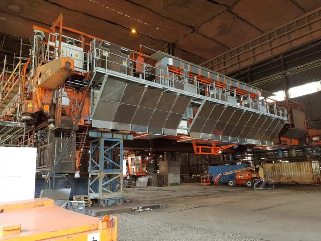 AMG Renovation loading crane